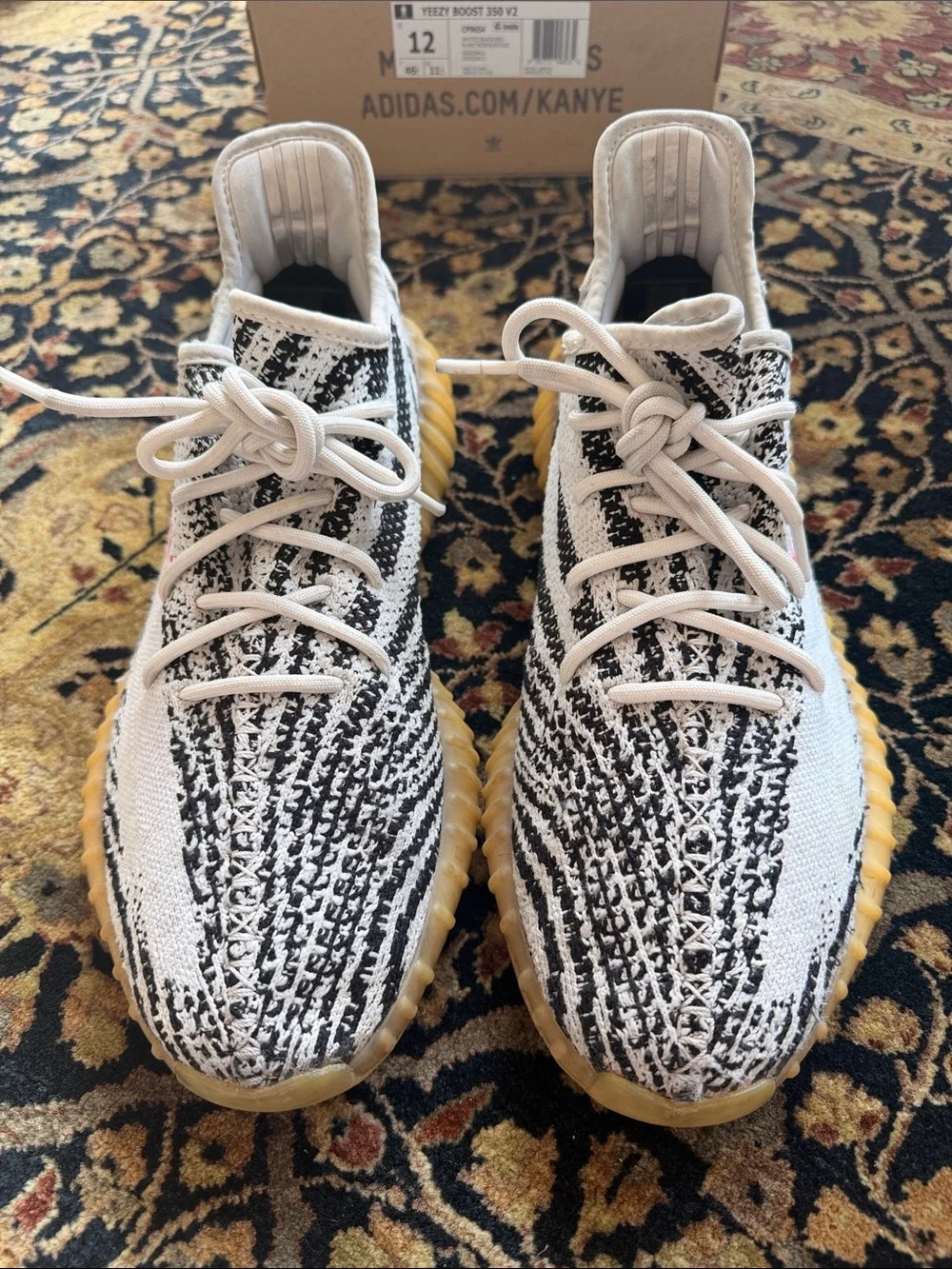 Adidas Yeezy Boost 350 V2 
